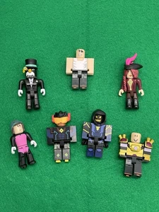 Lote de personajes mixtos Roblox sin códigos  - Imagen 1 de 15