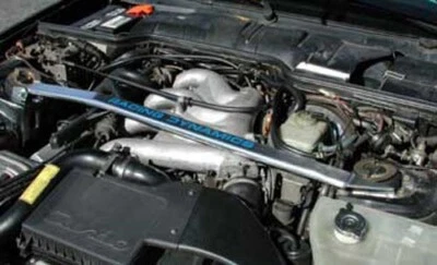 Soporte de puntal delantero para Porsche 944 Turbo, Turbo S, 944 S2, 1989- Foto 1 de 4