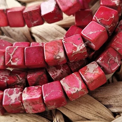 NELLYS  Cube Würfel Impressionen Jaspis   pink rot Perlen Edelsteine Strang - Bild 1 von 4