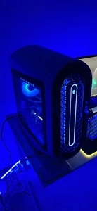 Alienware Aurora r13 + Alienware Keyboard, Mouse, And Headset - Picture 1 of 4