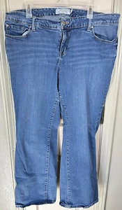 Torrid Womens 20 R Straight Leg Boot Cut Denim Jeans  - Picture 1 of 4