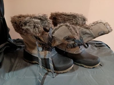 Khombu 女式 11 M 码绝缘雪地靴人造毛皮衬里防水 — 第 1/4 张图片