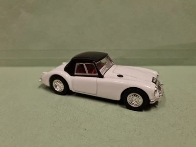 CORGI TOYS MG A HARD TOP POLICE UK SCALA 1:43  - Immagine 1 di 4