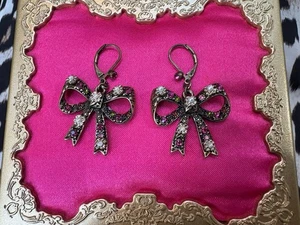 Betsey Johnson Torsade Enhancers Bronze Bow Crystal Flower Pearl Pink Earrings - Picture 1 of 2
