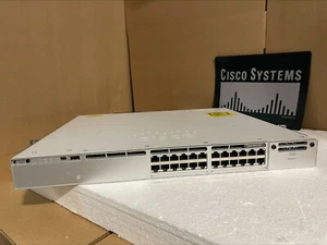 Cisco Catalyst 9300 24 UPOE C9300-24U-A - Picture 1 of 4