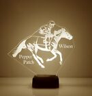 Lumière de nuit DEL cheval de course - personnalisée GRATUITE - lampe à thème course de chevaux avec télécommande