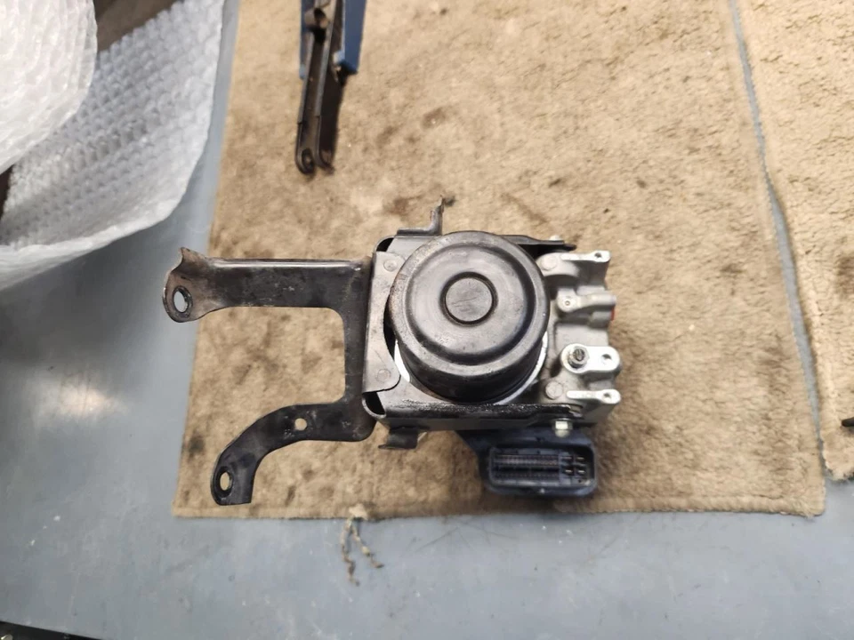 Conjunto de actuador y bomba de pieza de freno antibloqueo bomba ABS para 07-09 LEXUS RX350  Foto 1 de 4