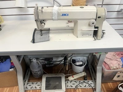 JUKI DDL-5550N Single Needle Industrial Machine + Table + Motor + PICK UP ONLY - Image 1 of 4