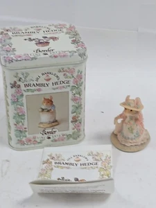 Brambly Hedge BH9 Poppy Eyebright Figurine by Jill Barklem w/ Tin Collectible - Picture 1 of 7