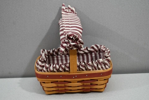 Longaberger 1997 Sweetheart Sweet Treats Basket with Liner and Handle Grip Cover