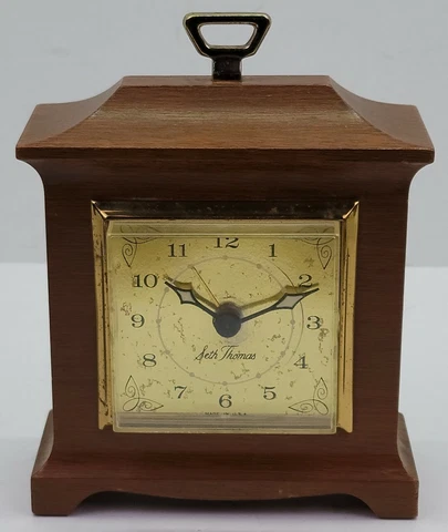 Vintage Seth Thomas Small Wood Wind Up Alarm Clock USA MCM Retro Bedroom As Is Cover