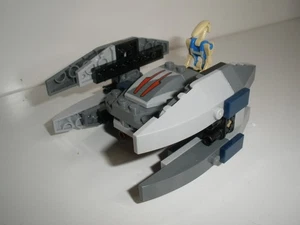 LEGO Star Wars Vulture Droid Microfighter 75073 - Picture 1 of 5