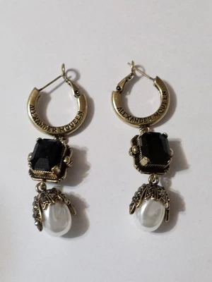 Alexander McQueen Gold Plated Earring Black Stone Foxy Pearl Marked S925 - Image 1 of 4