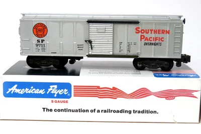 Modern American Flyer S  Gauge 4-9711 Southern Pacific Boxcar UNRUN OB L-2117 - Image 1 of 4