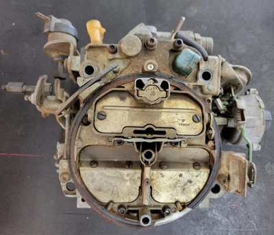 1981~1987 Chevrolet Rochester Quadrajet Carburetor 305~350 Engine 17084208 - Image 1 of 4