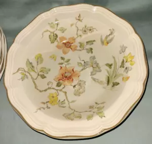Vtg Mikasa Heritage 9.75" vegetable bowl, "Olde Tapestry" pattern # F2005 - Picture 1 of 7