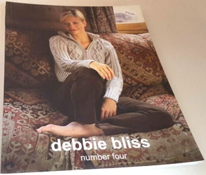 Vintage Debbie Bliss Number 4 - 13 designs for the home and family - Foto 1 di 2