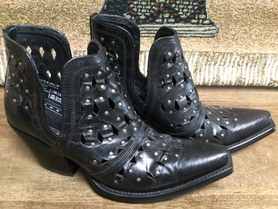 🌺  ARIAT DIXON DECO BLACK LAZER CUT STUDDED MADE IN MEXICO   SIZE 7 - Image 1 of 4
