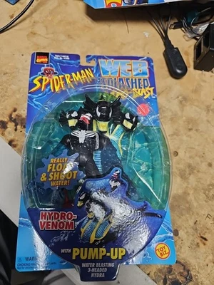 TOY BIZ 1998 SPIDER-MAN WEB SPLASHED HYDRO-BLAST HYDRO-VENOM NOS # 47383 - Image 1 of 4