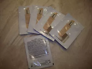 Lot/5 CLARINS Skin Illusion Natural Radiance Foundation ~117 HAZELNUT~Sample - Picture 1 of 1