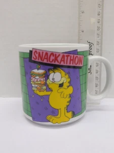 Vintage Garfield 1986 Collectible SNACKATHON Coffee Tea Ceramic Mug - Picture 1 of 4