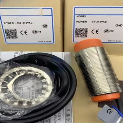 1PC New CR30-15DP sensor - Bild 1 von 2