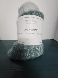 Mer Sea & Co. Cozy Wrap 93" x 21" including fringe Green New - Picture 1 of 4
