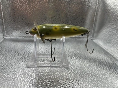 Señuelo de superficie vintage Heddon 210 color rana Foto 1 de 4