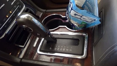 Shifter NAVIGATOR 2015 Transmission Shift 5073470 - Image 1 of 2