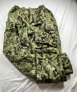 U.S. Navy Hose Medium - X-Long Arbeitsuniform Typ III NWU Robben Militär Camouflage - Bild 1 von 10