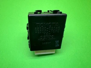 8594002040 85940-02040 423000-1070 Denso 12V Toyota Auris Centralita - Imagen 1 de 1