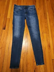 Womens American Eagle Size 2 Low Rise Jegging 360 Next Level Stretch - Picture 1 of 20