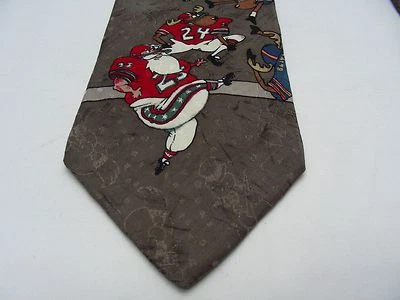 KICK OFF A SPECIAL CHRISTMAS SEASON - CELEBRATIONS - VINTAGE - NECK TIE! - Image 1 of 4