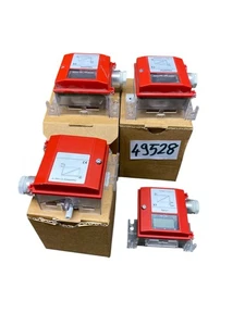 4 Stück Huba Control Druck-Vakuum-transmitter Differenzdrucktransmitter 49528 - Bild 1 von 10