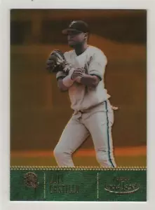 2001 Topps Gold Label Class 2 Gold #068 Luis Castillo Marlins ###/699 BV$4 #68 - Picture 1 of 1