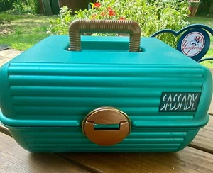 Vintage 1980er Sassaby Make-up Zug Etui Schmuck Organizer Spiegel Caboodle - Bild 1 von 9