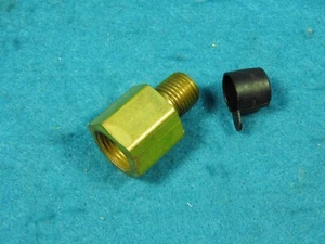 3/8" FPT x 1/4" MPT Reducing Adapter, Parker 222P-6-4 - Lot of 5, New - Picture 1 of 5