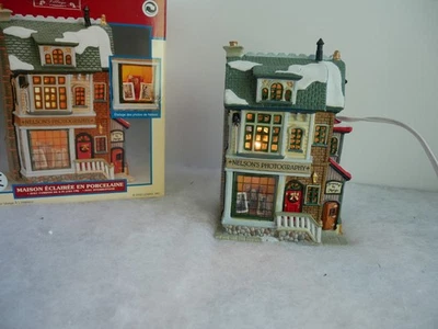 MAISON LEMAX   NELSON PHOTOGRAPHY - Photo 1/4