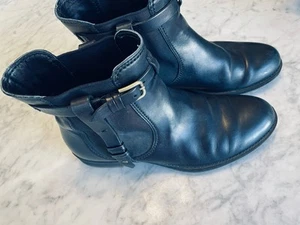 Ecco Women’s 9.5 Ankle Boots Black Leather Booties Buckle Pull On Wood Heel EUC - Picture 1 of 12