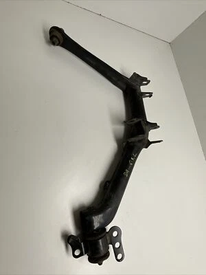 2003 Toyota Matrix XR  Hatchback 4WD 1.8 Rear Left Lower Control Locating Arm Foto 1 de 4