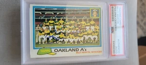 1981 TOPPS A'S ATHLETICS TEAM CARD SIGNED BY BILLY MARTIN YANKEES #671 PSA DNA - Picture 1 of 2