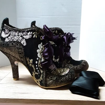 Irregular Choice Abigail's 第三方靴 黑色 带金色锦缎和花朵 罕见 — 第 1/4 张图片