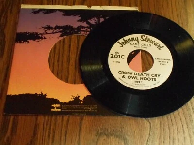 HALLOWEEN 45.  JOHNNY STEWART. CROW DEATH CRY & OWL HOOTS.  NM-. - Image 1 of 2
