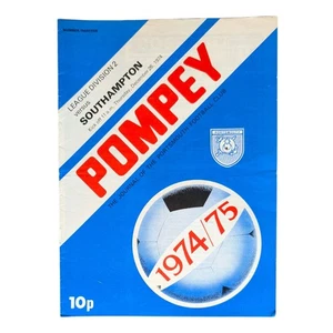 POMPEY FC. 1974/1975 vs. Southampton 26.12.1974 - Bild 1 von 2