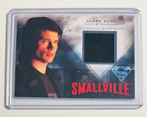 2012 SMALLVILLE Authentic Tom Welling as CLARK KENT Wardrobe Card M4 - Picture 1 of 2