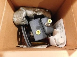 Welch 1400 DuoSeal Vacuum Pump Head Assembly Model 1400 Gardner Denver Lab Part - Picture 1 of 8