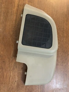 1990 1991 1992 1993 1994 Subaru Legacy wagon rear passenger speaker cover - Bild 1 von 2