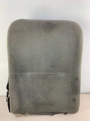 Parte inferior del asiento del conductor izquierdo Isuzu NPR usado Foto 1 de 4