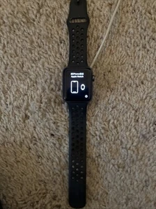 Apple Watch Series 3 Gray Aluminum 42mm - Photo 1 sur 5