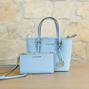 Bolso de mano/billetera azul Michael Kors Jet Set de viaje XS con cremallera vista opciones nuevo con etiquetas - Imagen 1 de 40